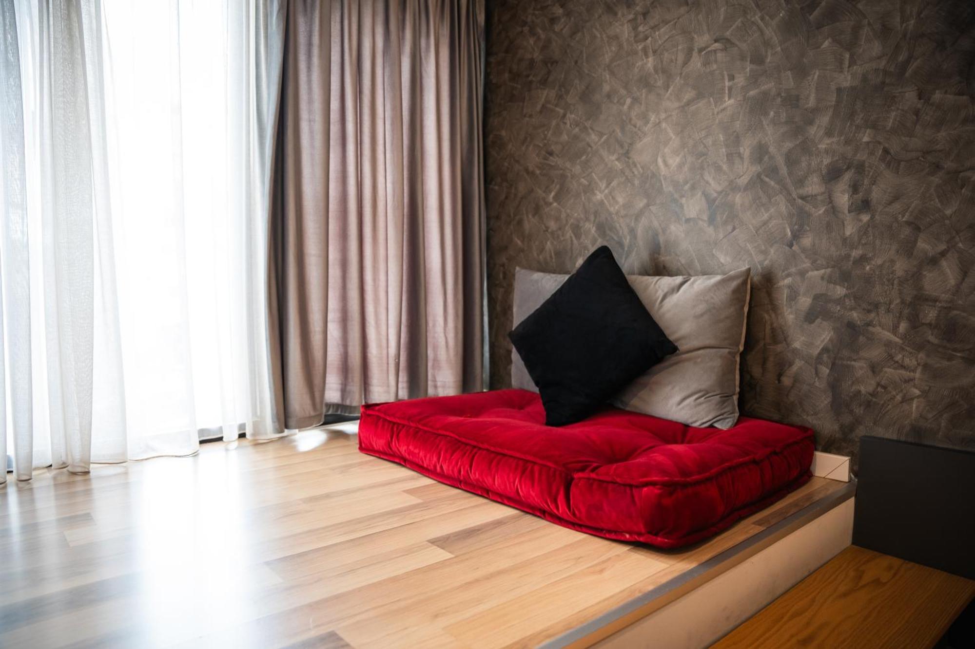 Center Boutique Hotel Tirana Exterior photo